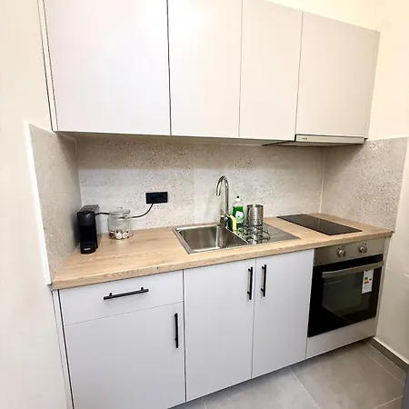 Apartment Nestora - In The Center Of Chania *